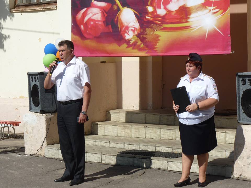 Глава Железнодорожного района поздравил кадетов с началом учебного года