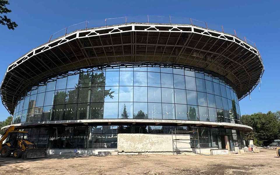 Укладка теплых полов началась в здании для животных в Воронежском цирке