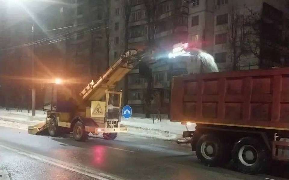 4,7 тыс. кубометров снега вывезли за ночь с улиц Воронежа