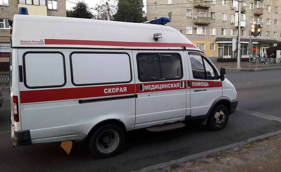 Автобус в Воронеже сбил 84-летнюю женщину