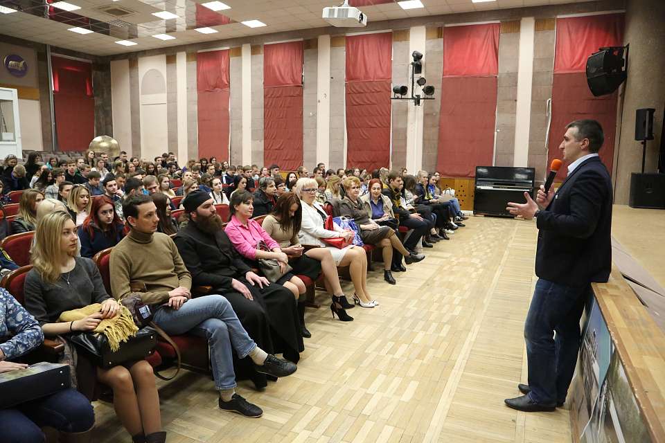 «Территория без экстремизма и терроризма»: в Ленинском районе Воронежа занимаются профилактикой негативных проявлений в молодежной среде