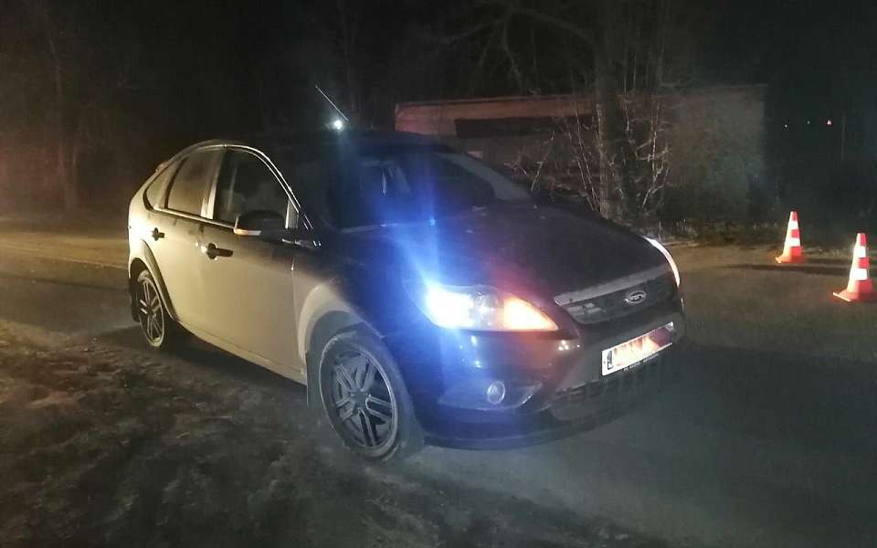 Иномарка переехала лежащего на дороге воронежца в слободе Подгорное