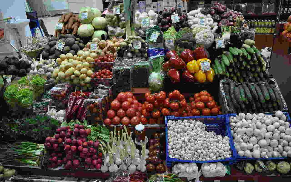 Свежие овощи и водка подорожали в Воронежской области