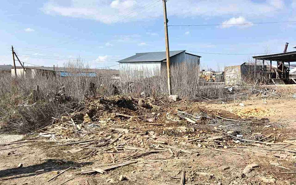 Свалку и незаконную стройку выявили в природном заказнике под Воронежем