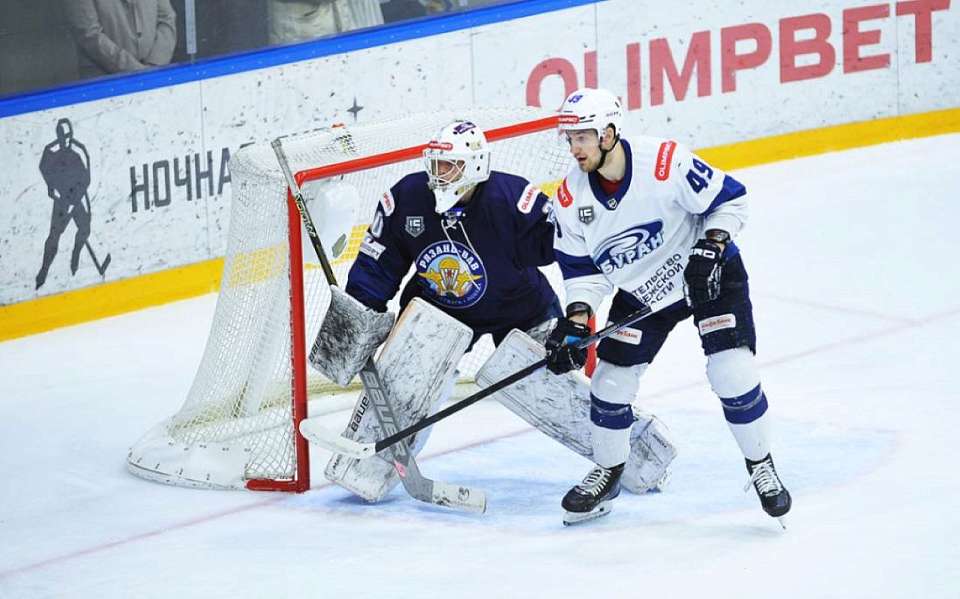 Важную победу в Рязани одержали хоккеисты воронежского «Бурана»