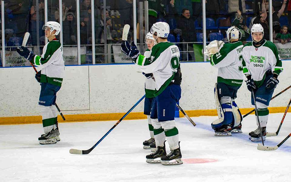 Фарм-клуб воронежского «Бурана» обменялся победами с конкурентом