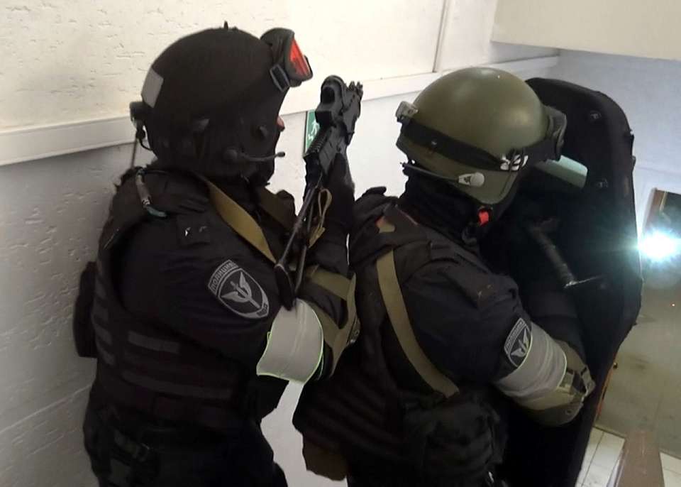 Воронежца возмутило отсутствие паники у людей при эвакуации из ТЦ «Максимир»