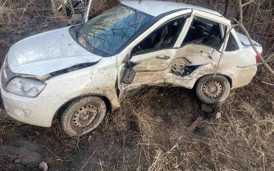 Пожилой водитель «Лады» умер после ДТП с иномаркой в Воронежской области