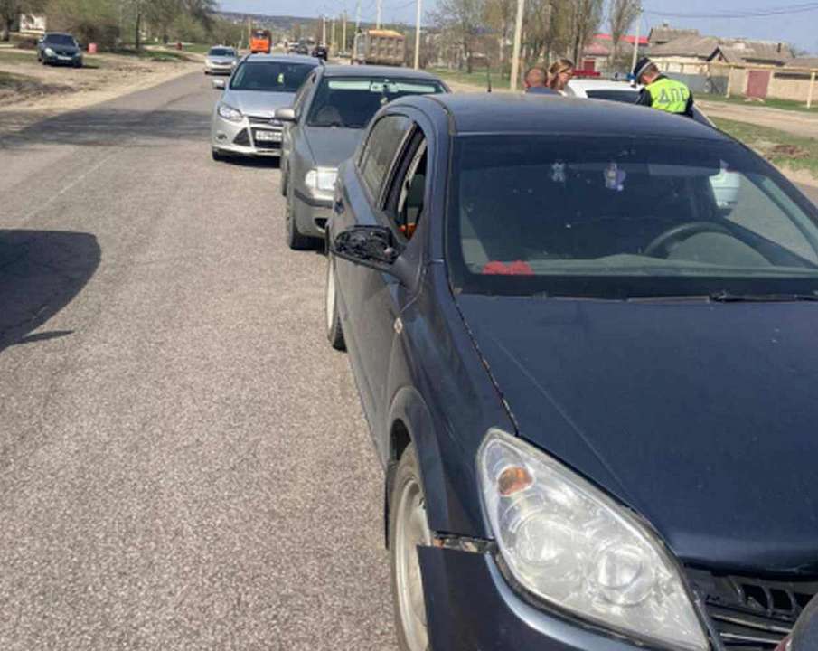 Водитель пострадал в столкновении пяти машин в двойном ДТП в Воронеже