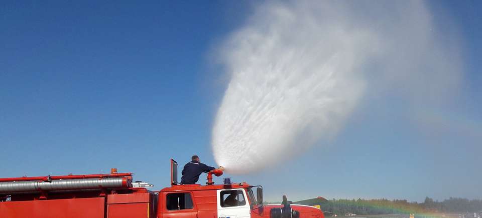 Пожар в мотеле на трассе М-4 «Дон» в Воронежской области: видимость на дороге снижена