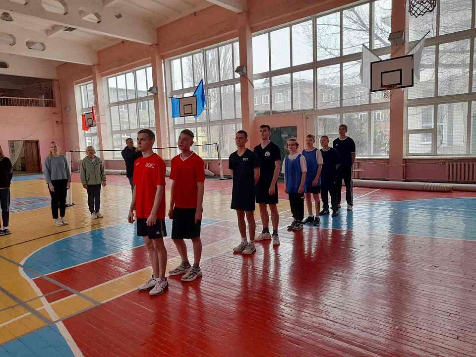 В Железнодорожном районе прошли соревнования по бадминтону для студентов