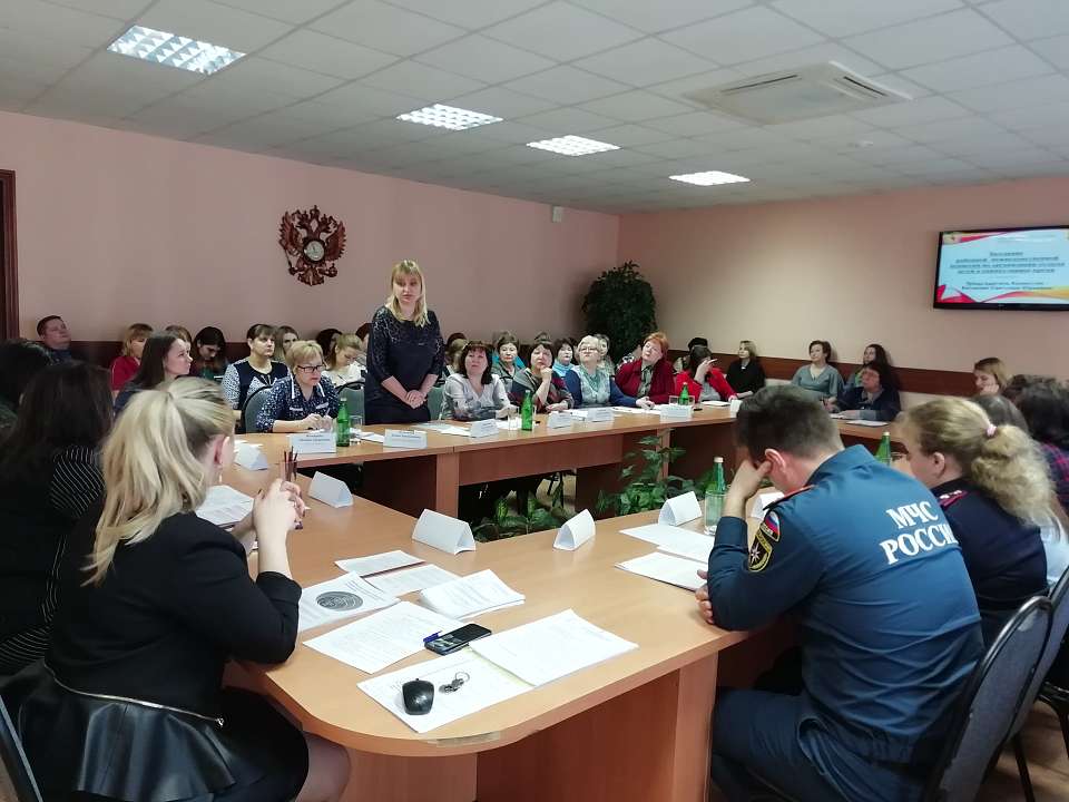 В Коминтерновском районе обсудили организацию отдыха детей                                      