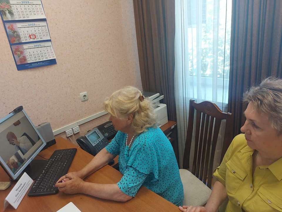 Замруководителя департамента здравоохранения провел прием жителей Коминтерновского района в режиме ВКС