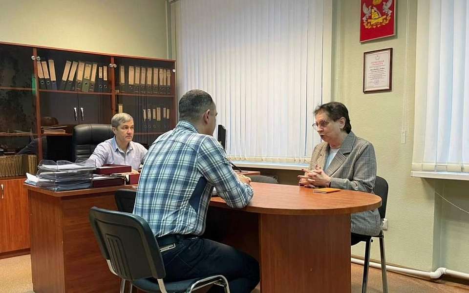 В Центральном районе состоялся очередной прием граждан с представителями управляющей компании