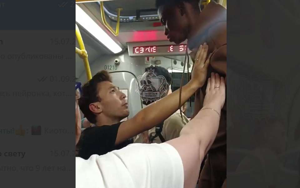 Иностранные цветные студенты ответили на оскорбления местному в воронежском автобусе