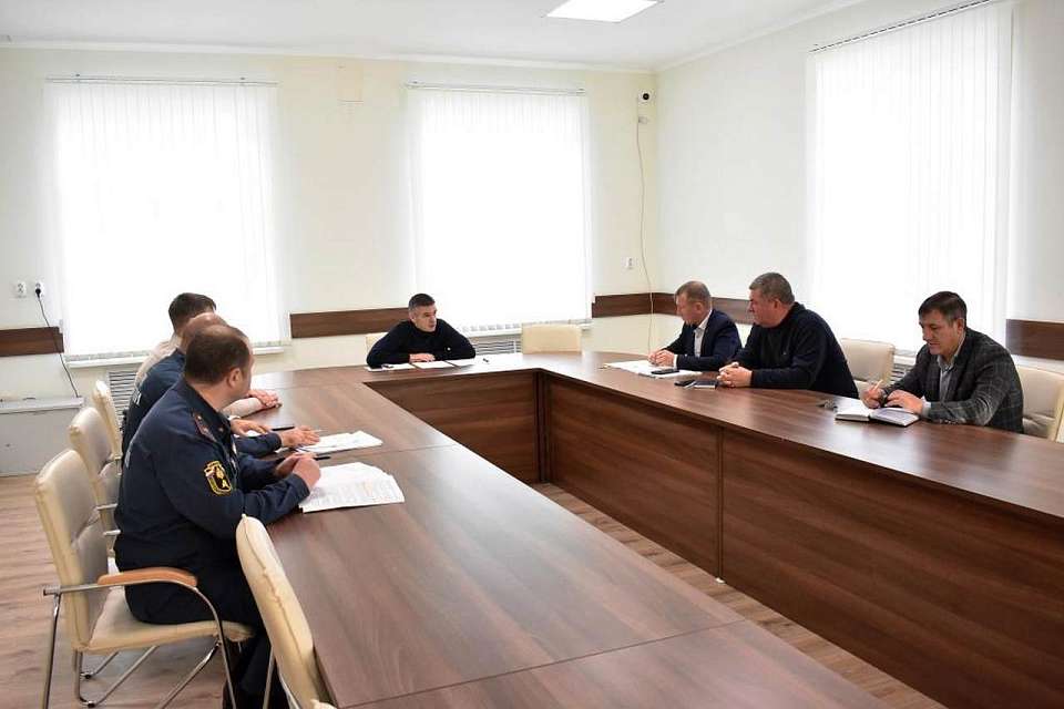 В Ленинском районе рассмотрели вопросы профилактики чрезвычайных ситуаций