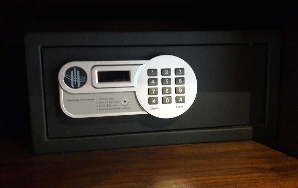 О новой схеме мошенничества с «международными счетами» рассказали воронежцам