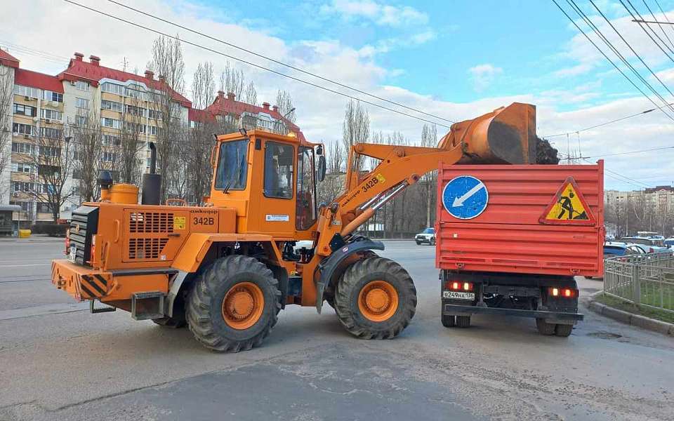 Наведение санитарного порядка в Ленинском районе продолжается