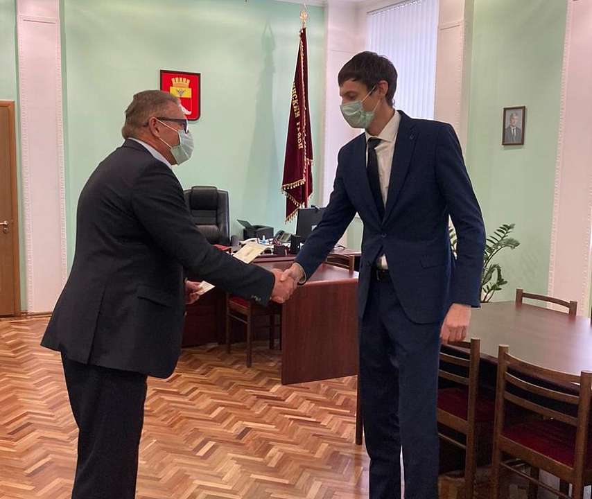 В Ленинском районе Воронежа наградили общественников