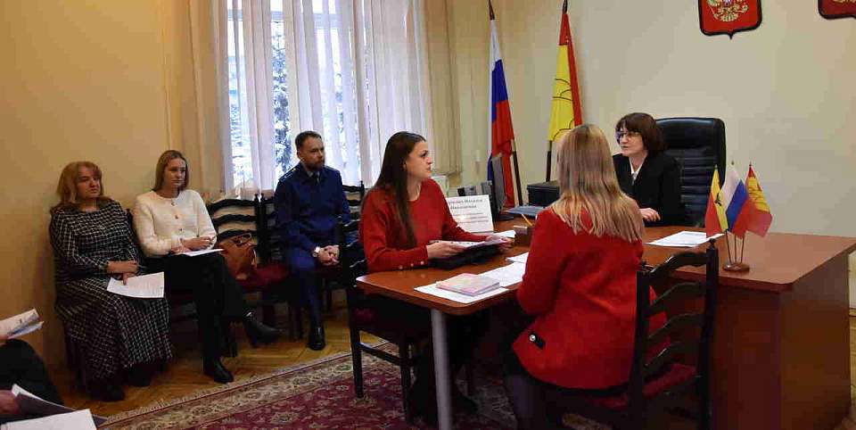 Глава управления ФНС России по Воронежской области провела приём в Железнодорожном районе