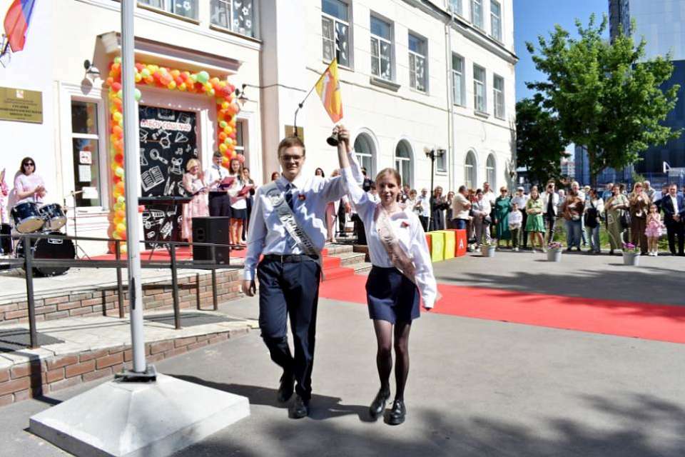 В Ленинском районе завершён учебный год