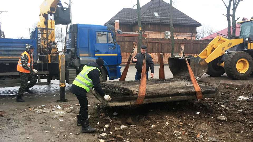 В Ленинском районе продолжают модернизировать площадки для сбора ТКО