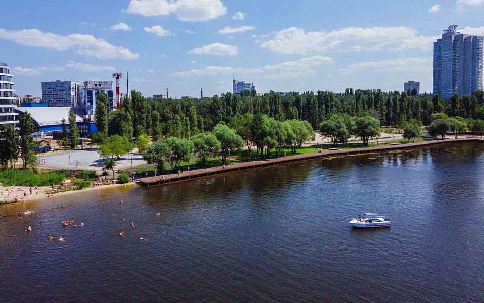 Мужчина умер на пляже в Воронеже