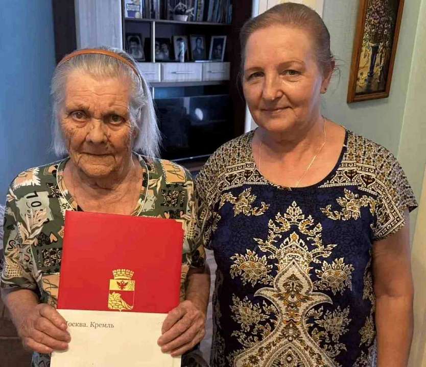 Труженица тыла отпраздновала в Воронеже 100-летний юбилей