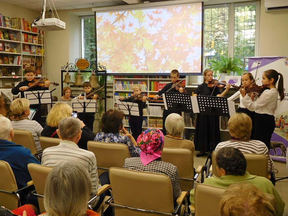 Как воронежская благотворительная организация «Сердцем не стареть» дарит тепло и заботу пожилым людям