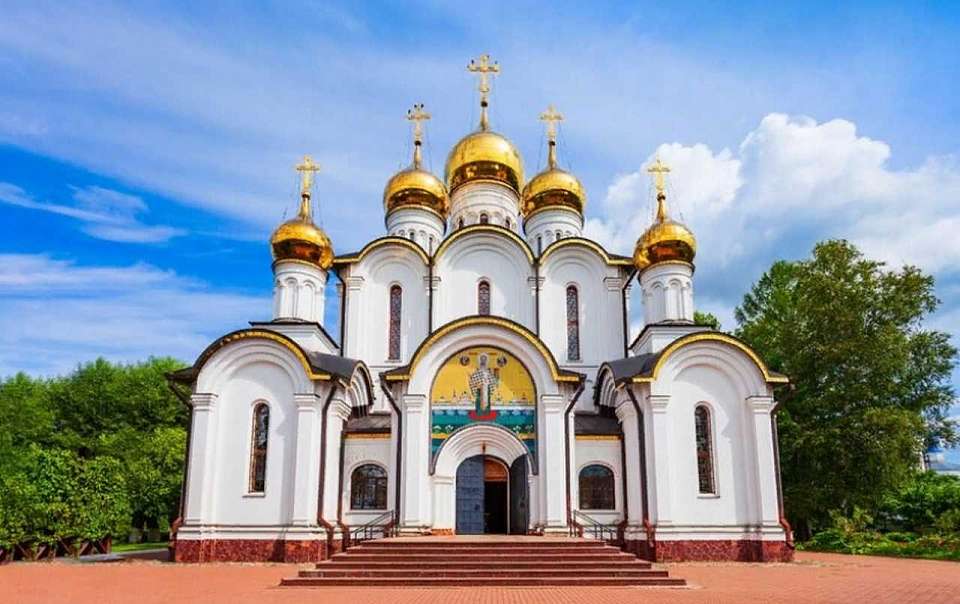 Как в советском человеке уживались атеизм и вера