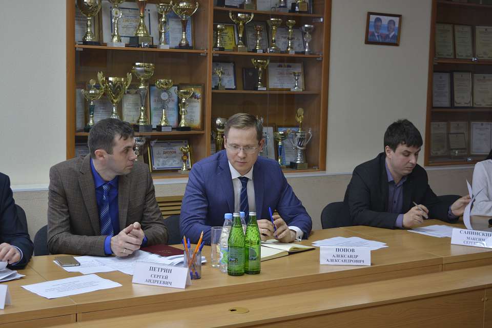 Дворы - в программе благоустройства: в Центральном районе Воронежа прошли общественные слушания 