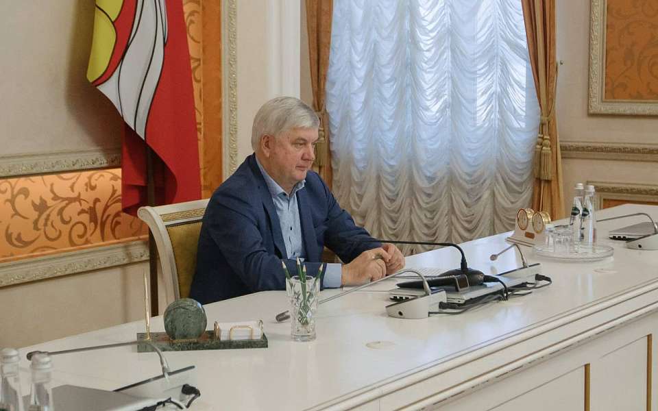 Воронежцы назвали своего губернатора человеком года
