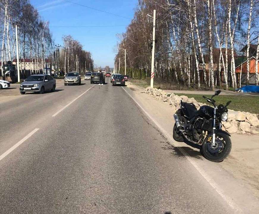 После столкновения с Exeed под Воронежем мотоциклист попал в больницу