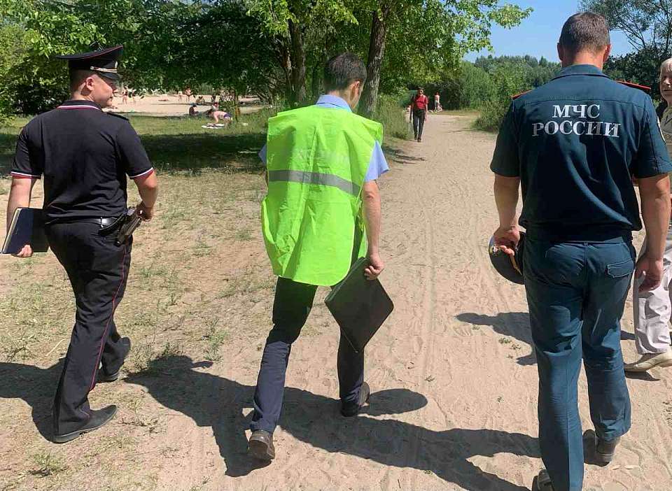 Рейды по водным объектам и лесным массивам проходят в Центральном районе