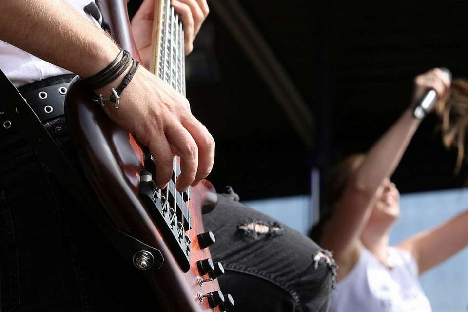 С воронежского караоке-бара за нарушение авторских прав взыскали 230 тысяч рублей