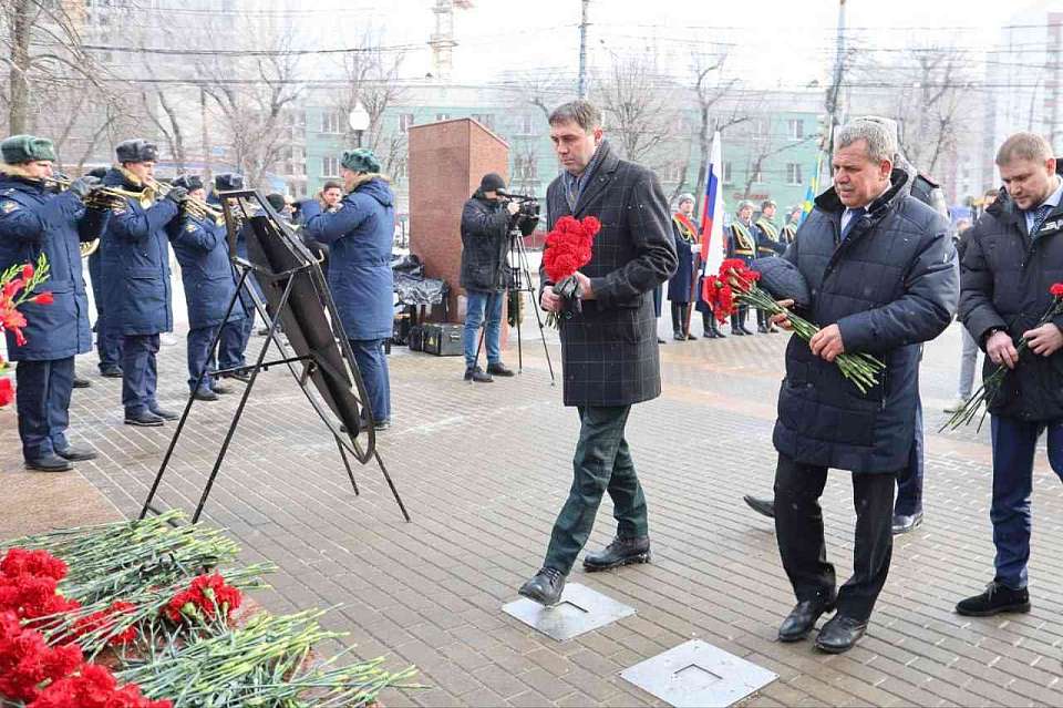 Руководители Воронежа обратились к землякам по случаю Дня вывода советских войск из Афганистана