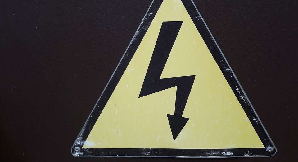 Резкий скачок напряжения повредил бытовую технику воронежцев