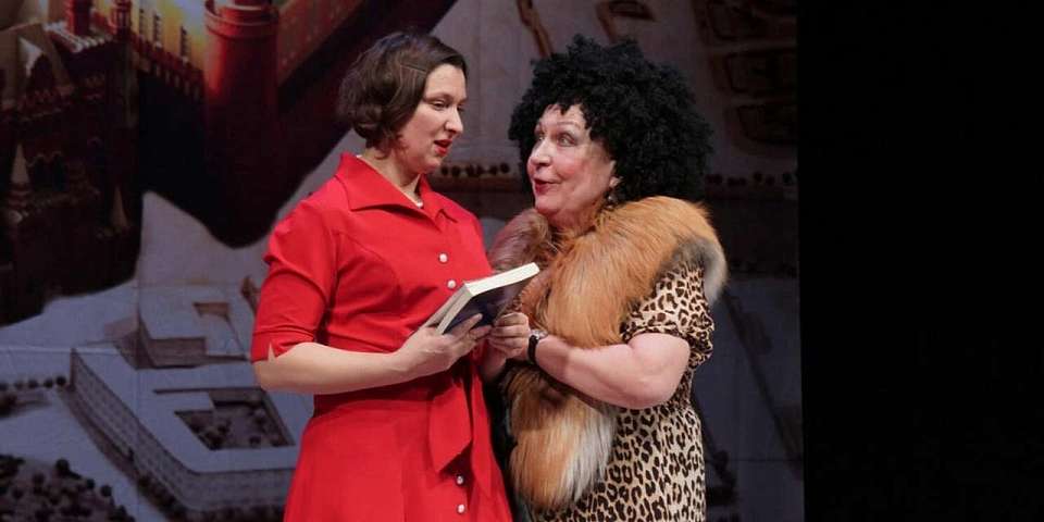 Спектакль «Сирена и Виктория» отменили в Воронеже