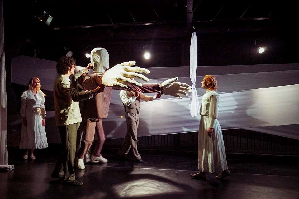 Воронежский «Новый театр» запустил бесплатное обучение для будущих абитуриентов творческих вузов