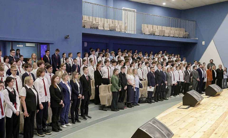 По партпроекту «Цифровая Россия» для 300 воронежских школьников провели открытую лабораторию, посвященную искусственному интеллекту