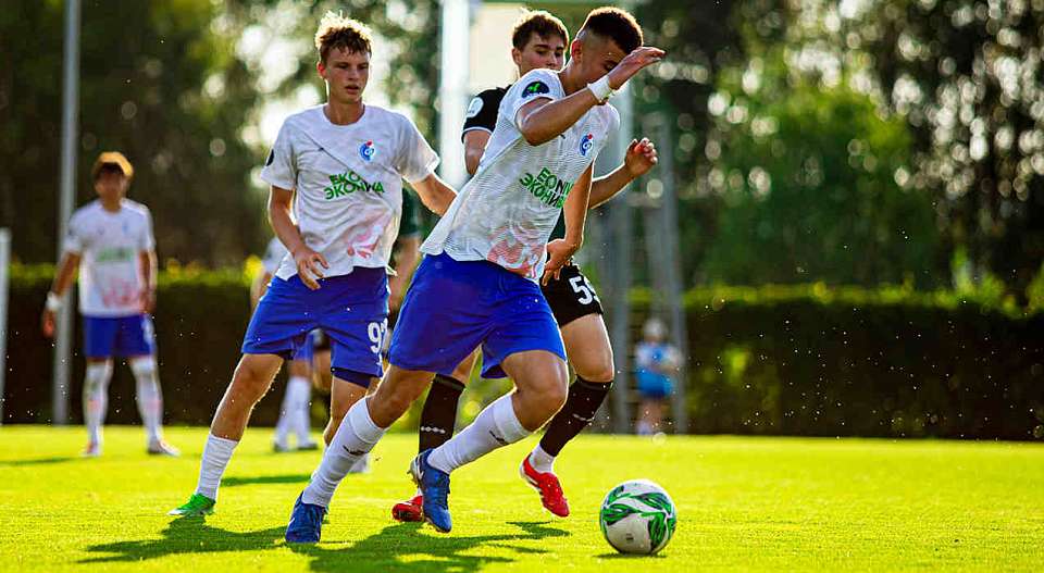 Под разгром на краснодарском поле попала молодёжка воронежского «Факела»