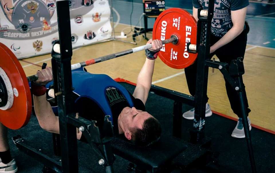 В Ленинском районе прошел межвузовский спортивный турнир