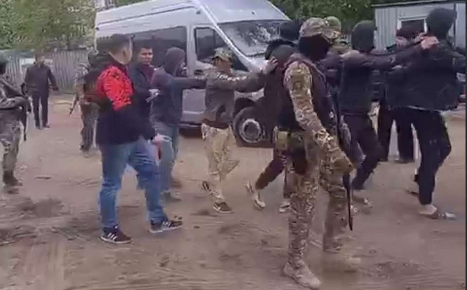 Задержаны 15 незаконных мигрантов на строящемся стадионе «Факел» в Воронеже