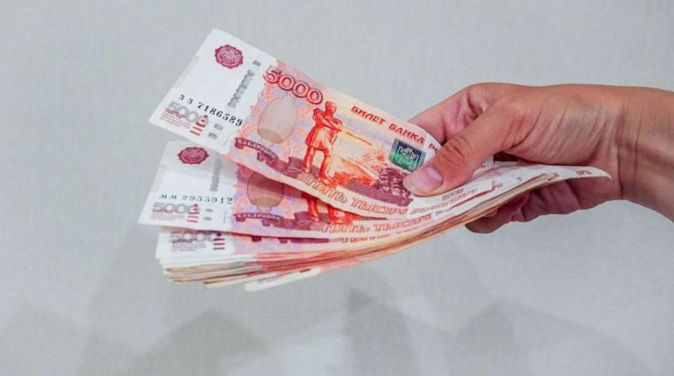 В Воронеже предъявлено обвинение бывшему налоговику в получении взятки