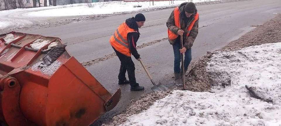 Власти сообщили, сколько сил бросили коммунальщики на уборку Воронежа