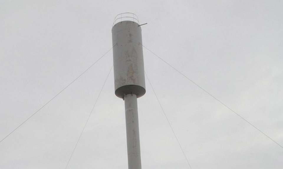 Водонапорная башня обрушилась в воронежском поселке