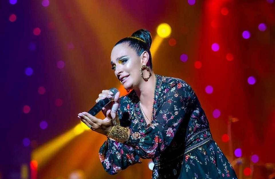 Елена Ваенга познакомит воронежцев с творческими новинками и исполнит любимые хиты