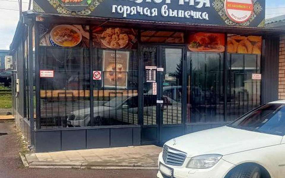 За антисанитарию закрыли шаурмичную воронежские судебные приставы