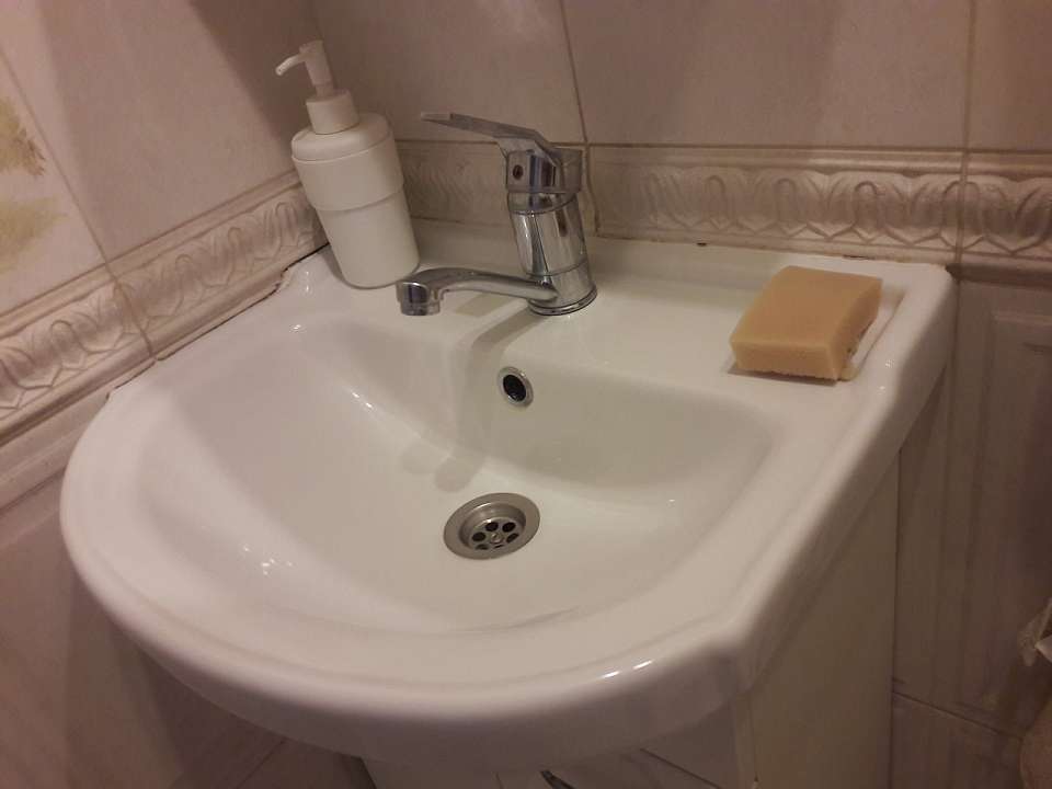 Из-за крупной коммунальной аварии воронежский райцентр остался без воды