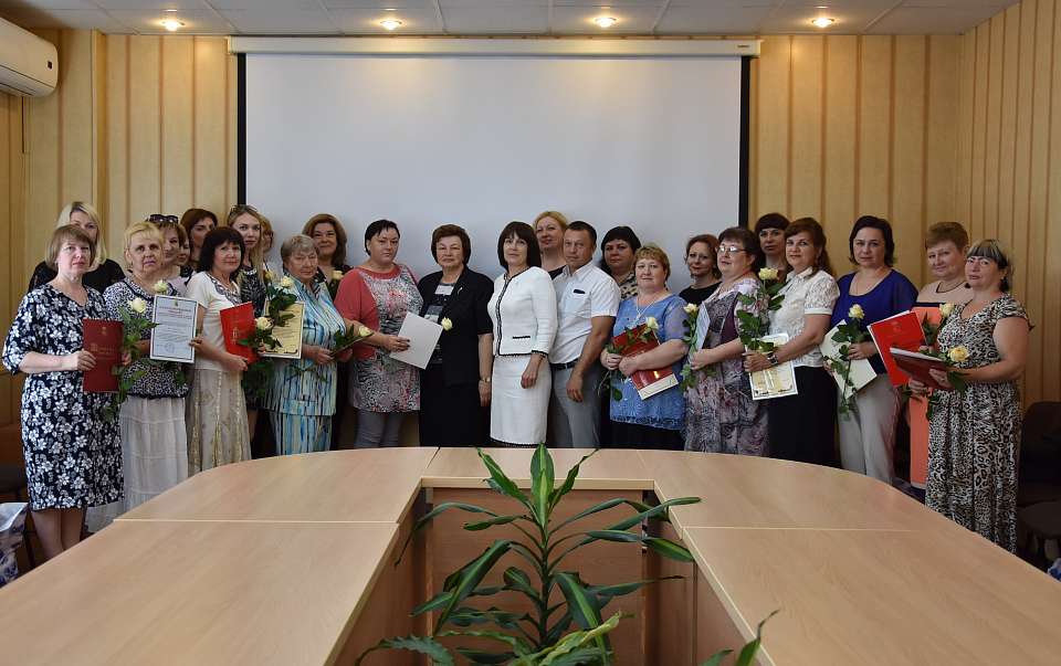 В Железнодорожном районе отметили День социального работника